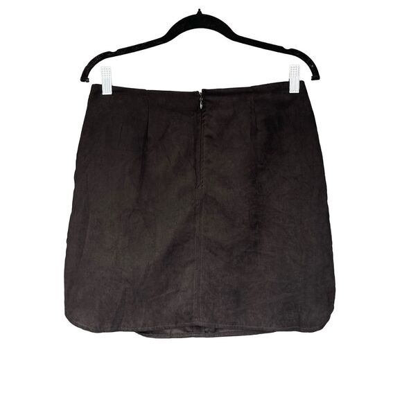 1512 Urban Outfitters Lumière Black Micro Suede Studded Mini Skirt Size Small - Picture 2 of 6